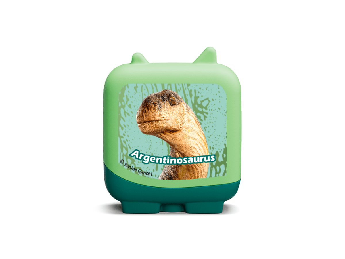 Gentle-Giant-Dinosaurs-11000712-TB2Hero3.png