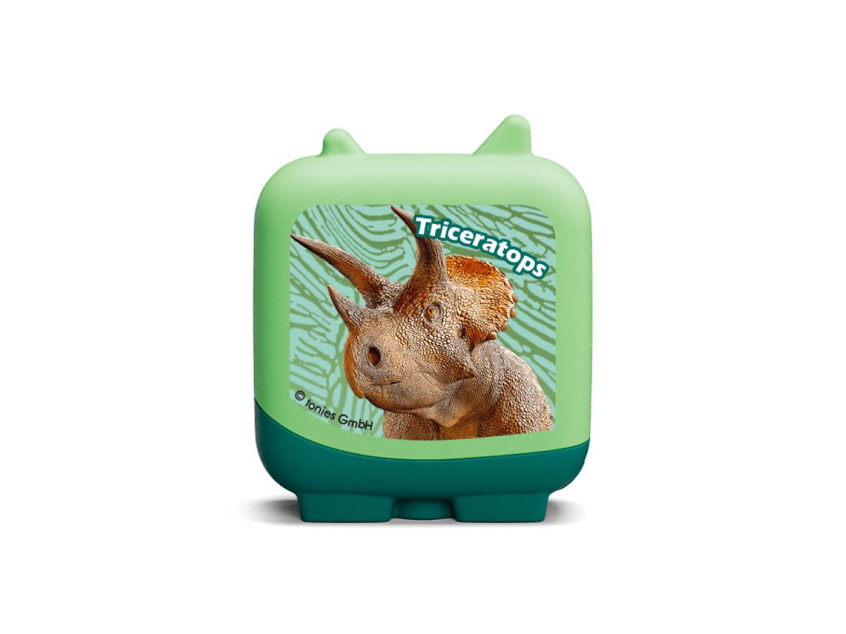 Gentle-Giant-Dinosaurs-11000712-TB2Hero6.png