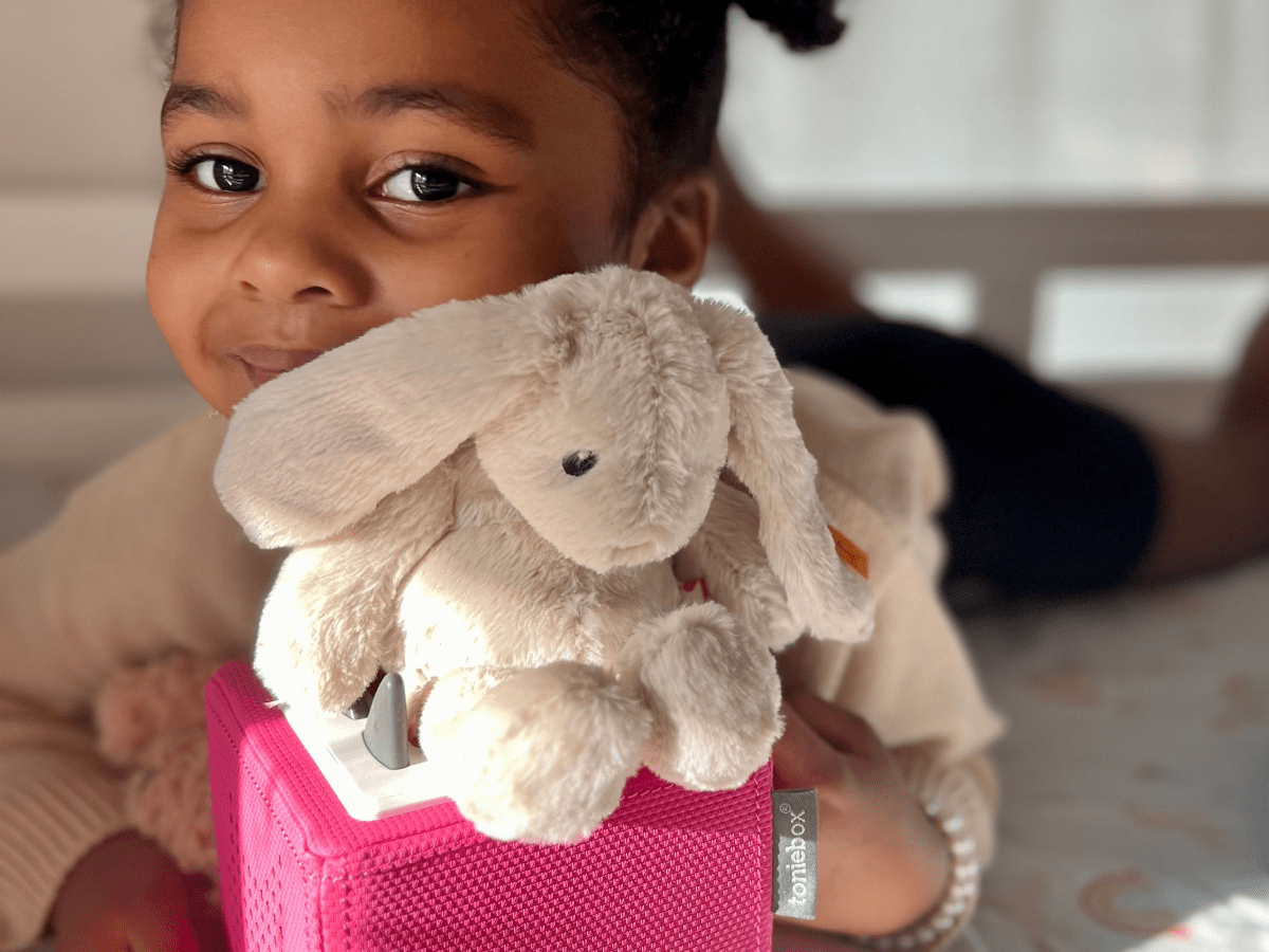 Hoppie-Rabbit-10002571-TB2LifestyleImage.png