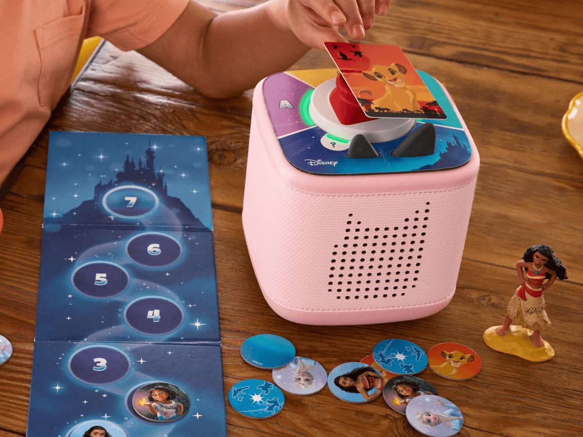 Moana-Play-Set-Cloud-Pink-11002968-PS-TB2LifestyleImage.png