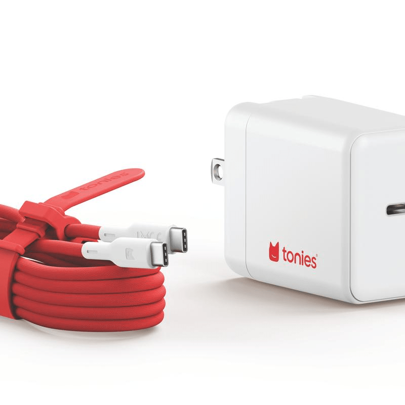 USB-C-Charger-11002231-BundleTB2MainImageTransparent.png