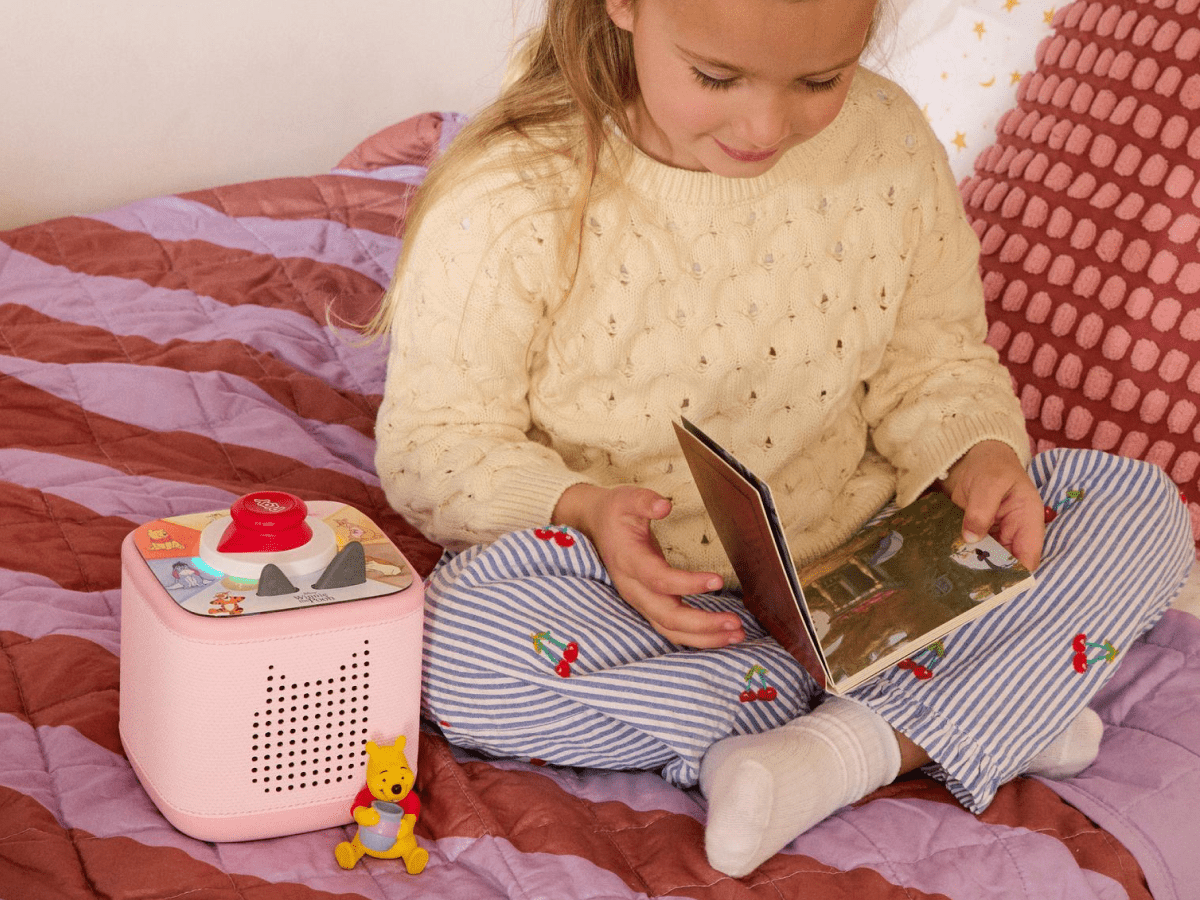 Winnie-the-Pooh-Play-Set-Cloud-Pink-11003526-TB2Hero2.png